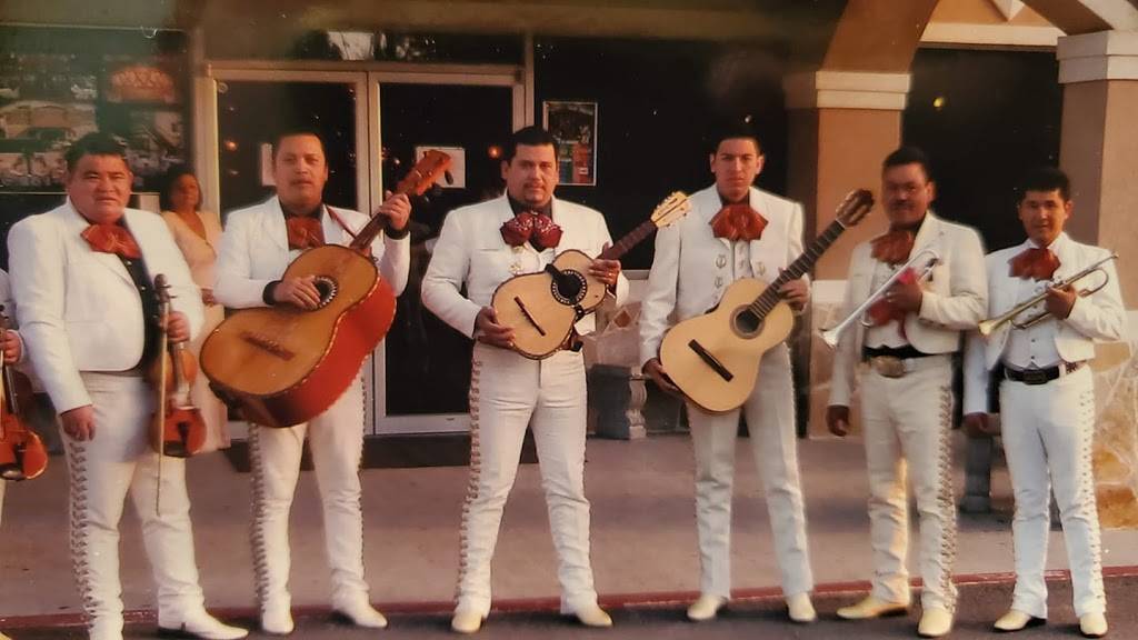 Mariachi Garibaldi de Esteban Ayala | 6825 Avenue R, Houston, TX 77011, USA | Phone: (832) 890-9393