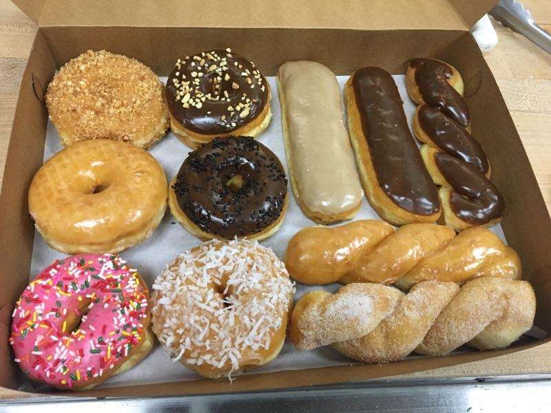 Mas Donuts | 6620 Somerset Blvd, Paramount, CA 90723, USA | Phone: (562) 396-2816