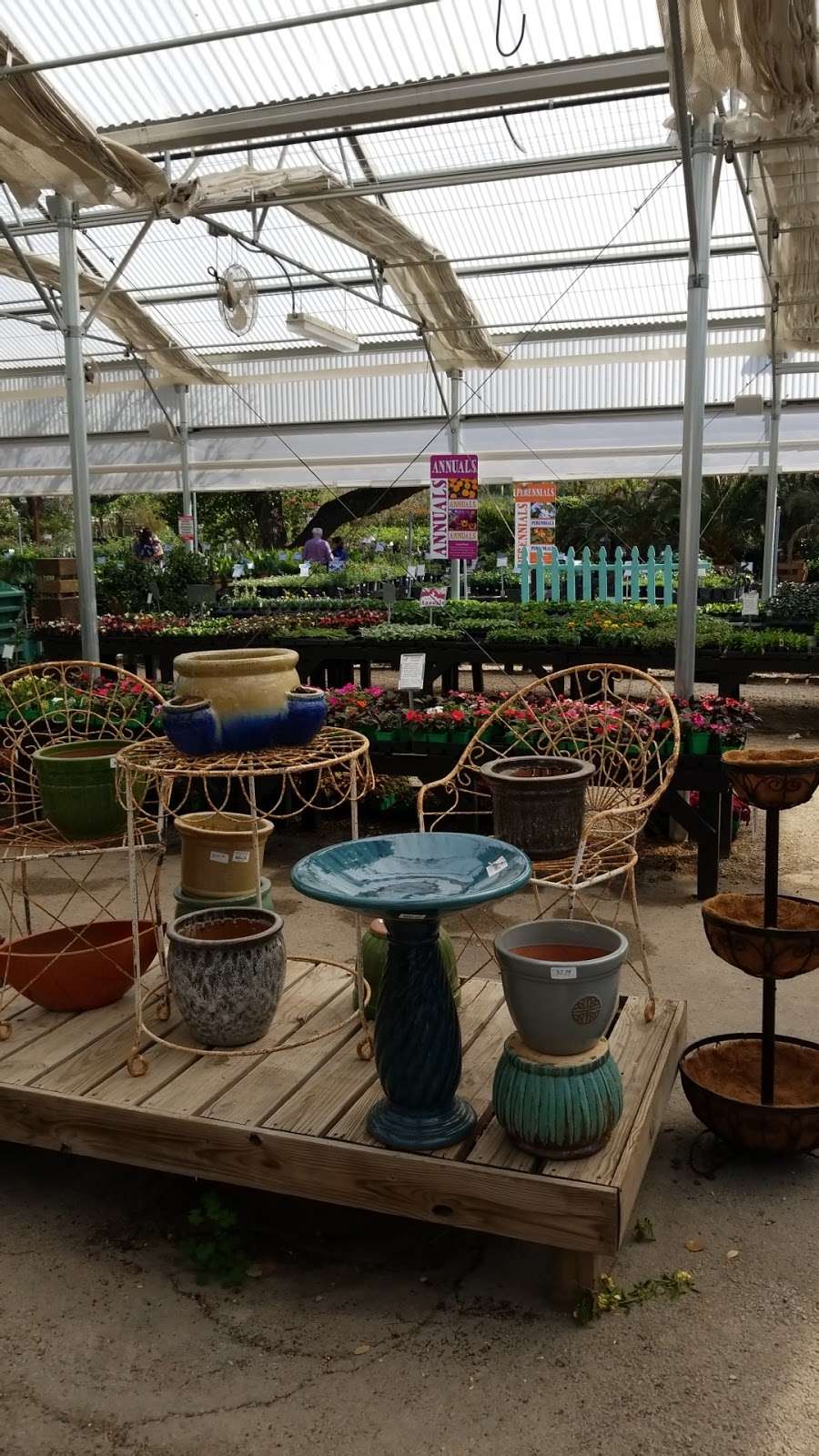 The Garden Center | 10682 Bandera Rd, San Antonio, TX 78250, USA | Phone: (210) 647-7900