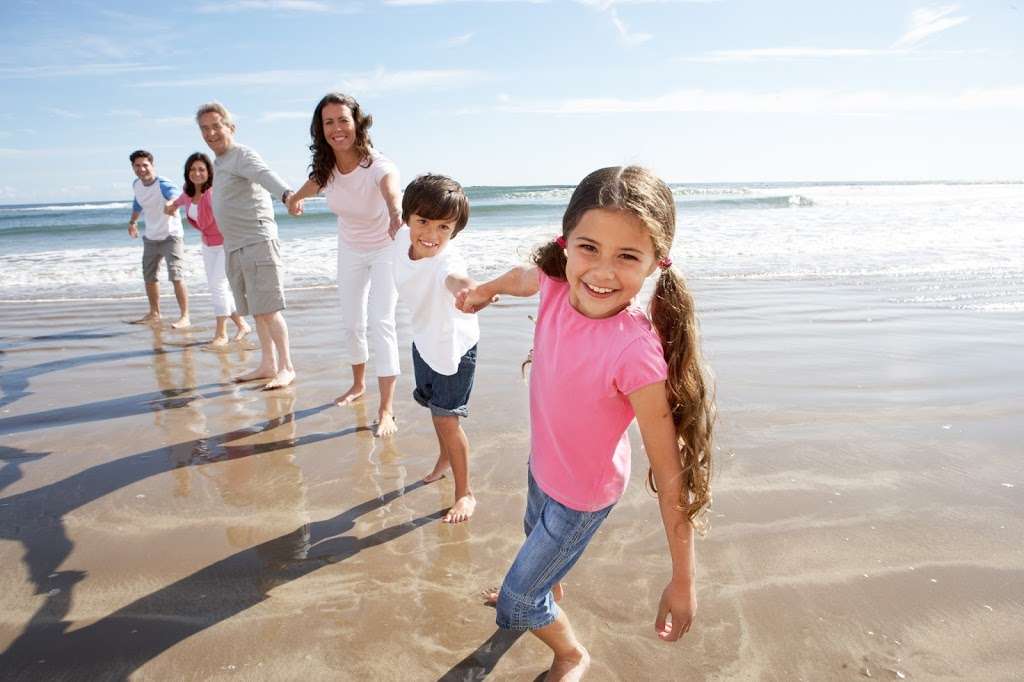 Beachwalk Vacation Rentals - Barbies Dreamhouse | 208 Beachwalk Ln, Michigan City, IN 46360, USA | Phone: (800) 814-7501
