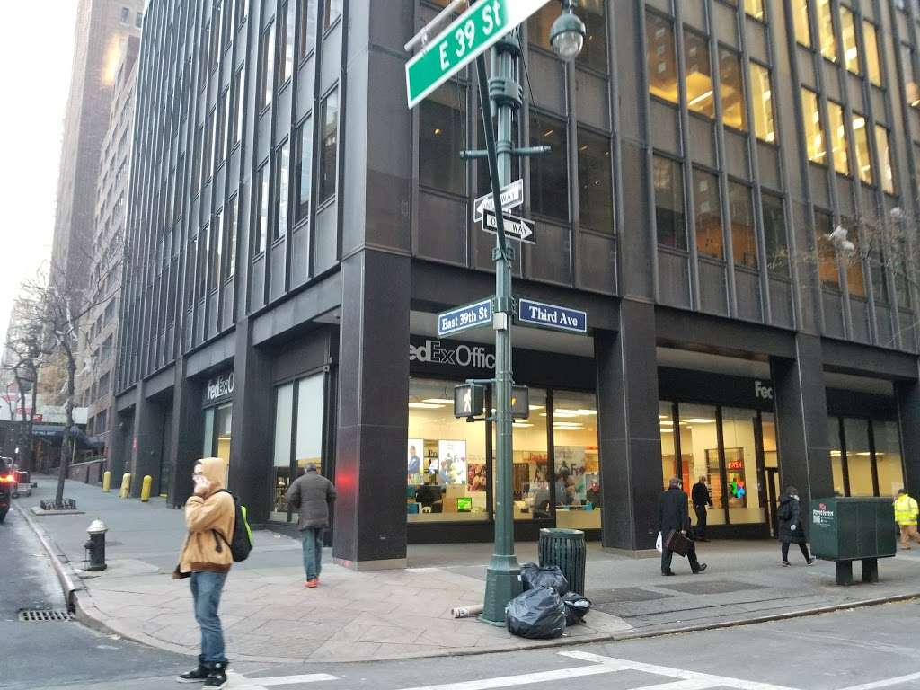 FedEx Office Print & Ship Center | 1200 3rd Ave, New York, NY 10021, USA | Phone: (212) 452-0142