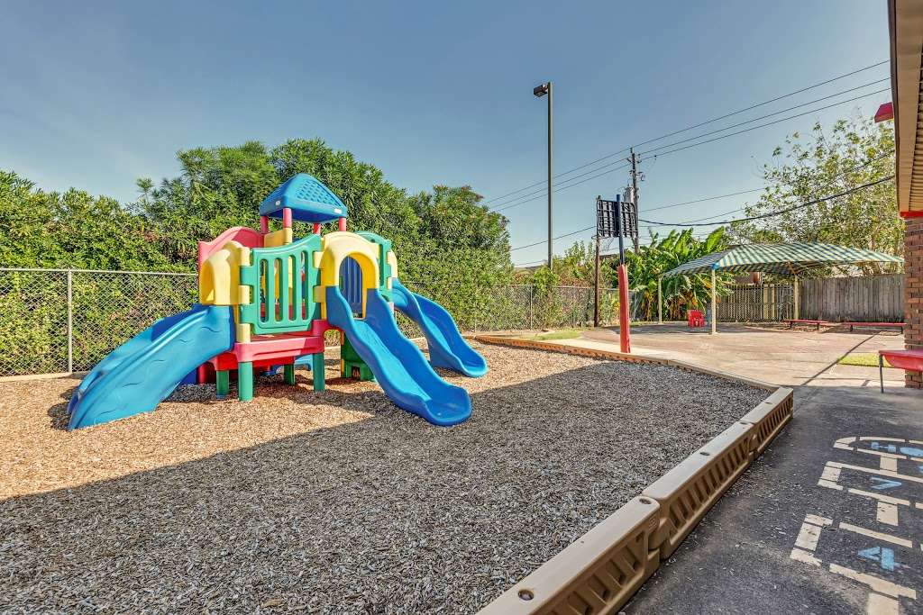 Fairmont KinderCare | 3602 Fairmont Pkwy, Pasadena, TX 77504, USA | Phone: (281) 487-5335