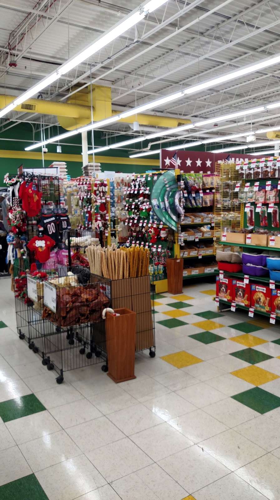 Pet Supplies Plus | 2747 Forgue Dr, Naperville, IL 60564 | Phone: (630) 904-0500