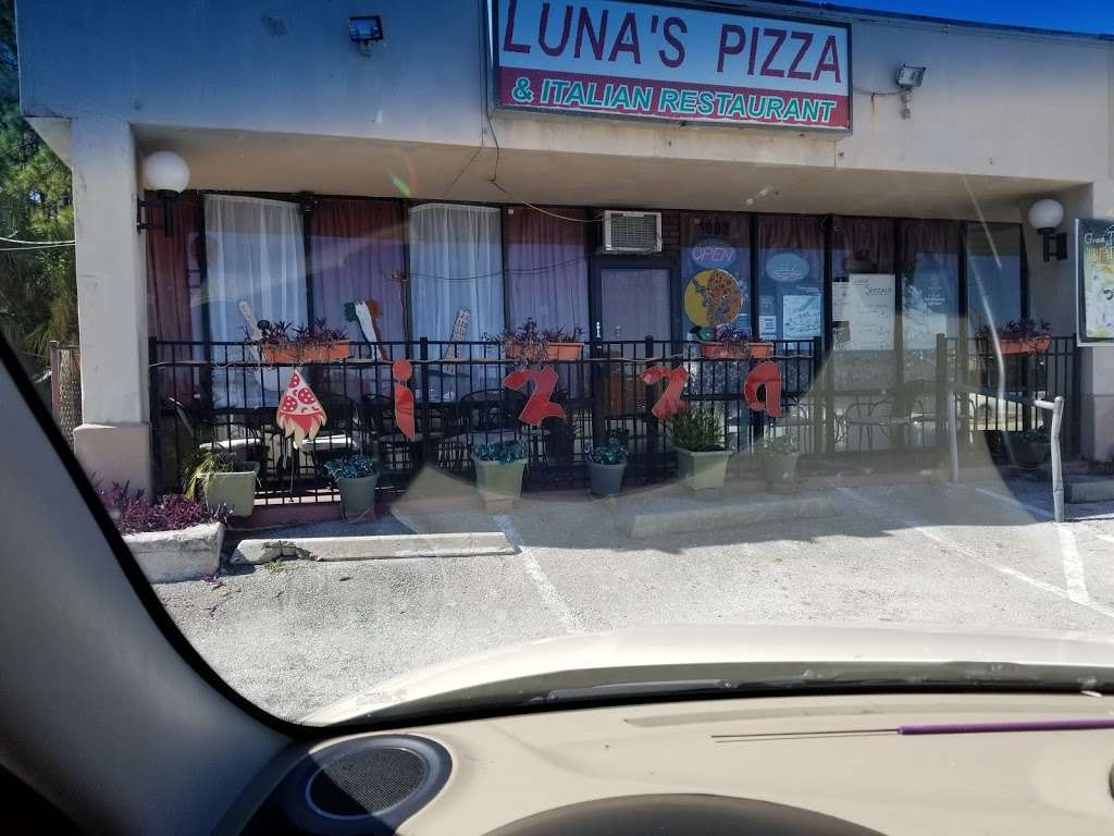 Lunas Pizza | 1002 W State Rd 434, Longwood, FL 32750, USA | Phone: (407) 830-6119