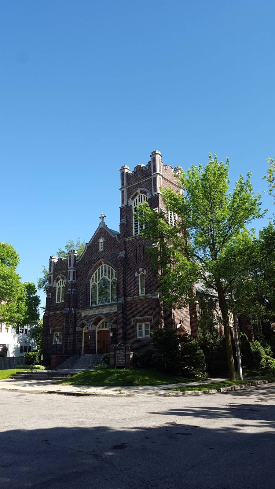 Gethsemane Ev Lutheran Church | 2827 W Harrison Ave, Milwaukee, WI 53215, USA | Phone: (414) 645-1613