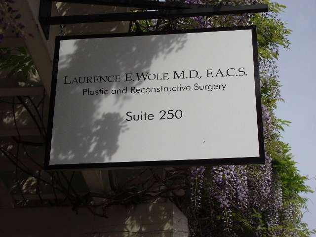 Laurence E. Wolf, M.D., F.A.C.S. | 32 Ross Common # 250, Ross, CA 94957 | Phone: (415) 461-1180