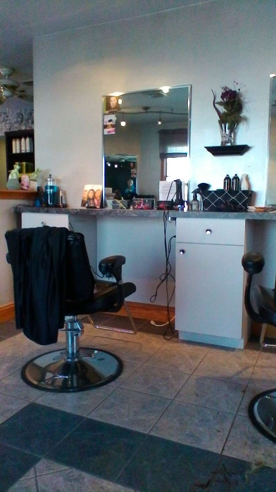 Scissor Talk | 1015 4th Ave, Phillipsburg, NJ 08865 | Phone: (908) 387-9119