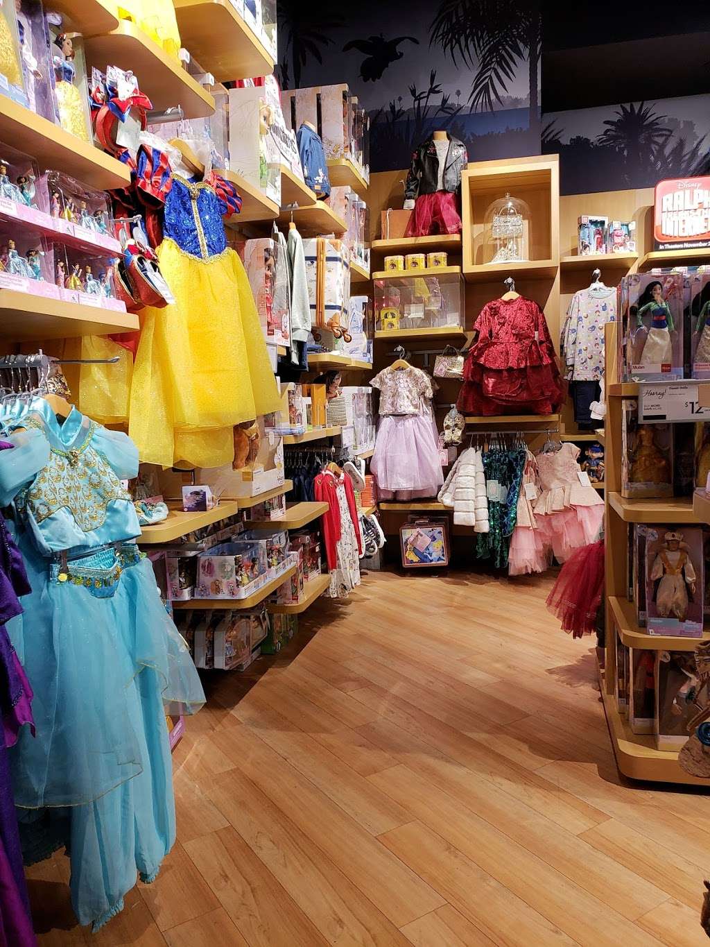 Disney Store | 1455 NW 107th Ave, Doral, FL 33172 | Phone: (305) 406-3520