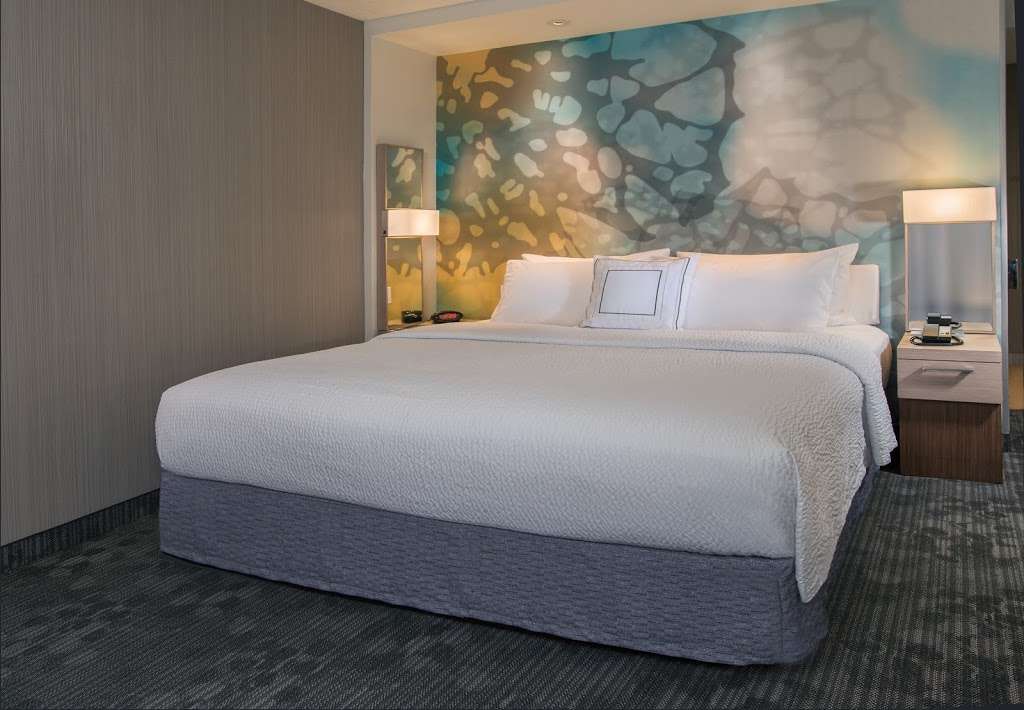 Courtyard by Marriott Boston Dedham/Westwood | 64 University Ave, Westwood, MA 02090, USA | Phone: (781) 467-1252