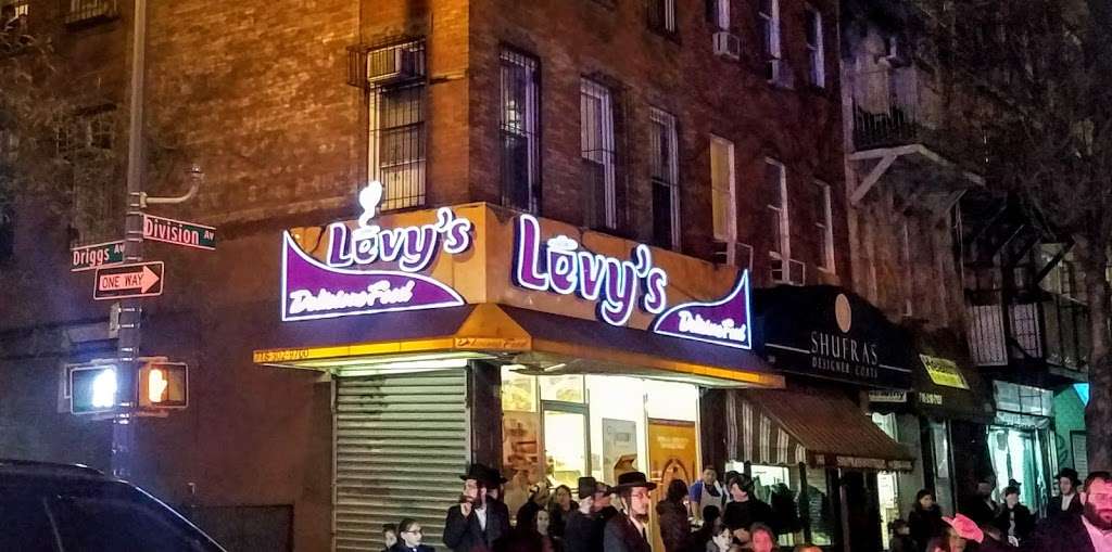 Levys Delicious Food Glatt Kosher - meal takeaway  | Photo 3 of 10 | Address: 147 Division Ave, Brooklyn, NY 11211, USA | Phone: (718) 302-9700