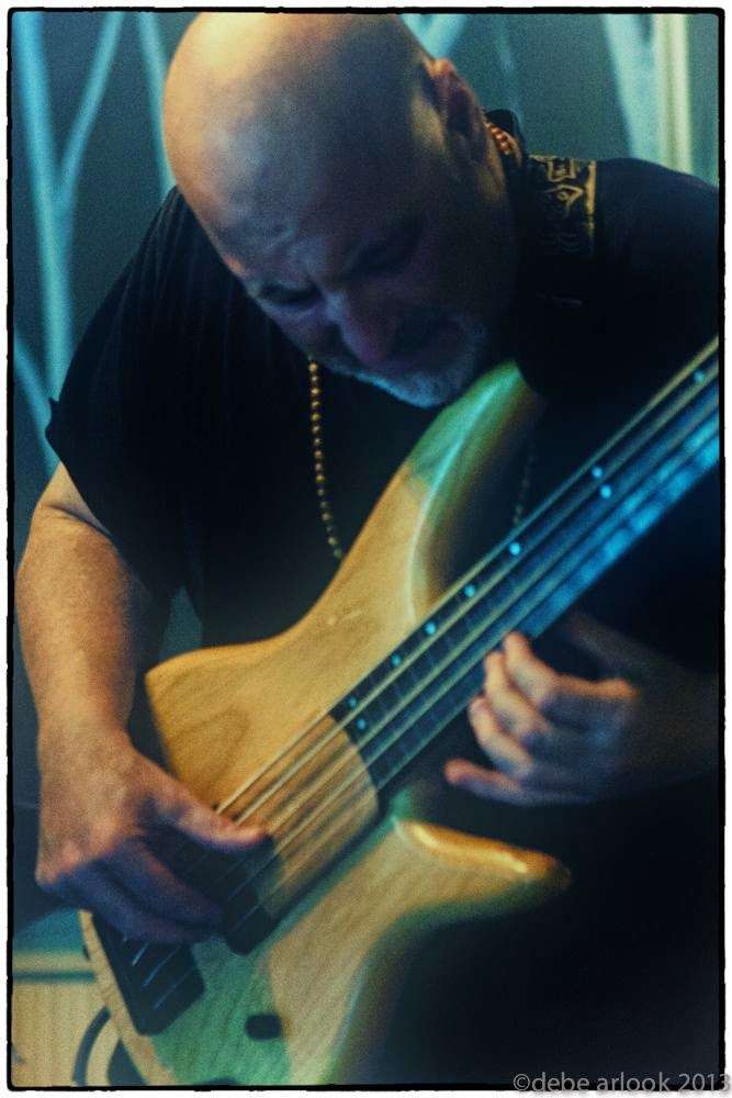 Bass Lessons Los Angeles | 7439 Woodman Ave #27, Van Nuys, CA 91405, USA | Phone: (213) 290-5857