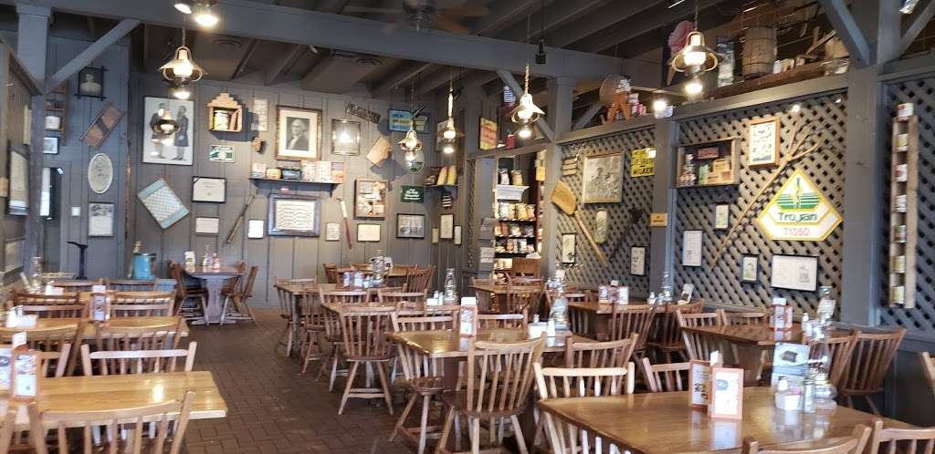 Cracker Barrel | 1048 South St #40, Wrentham, MA 02093, USA | Phone: (508) 384-0477