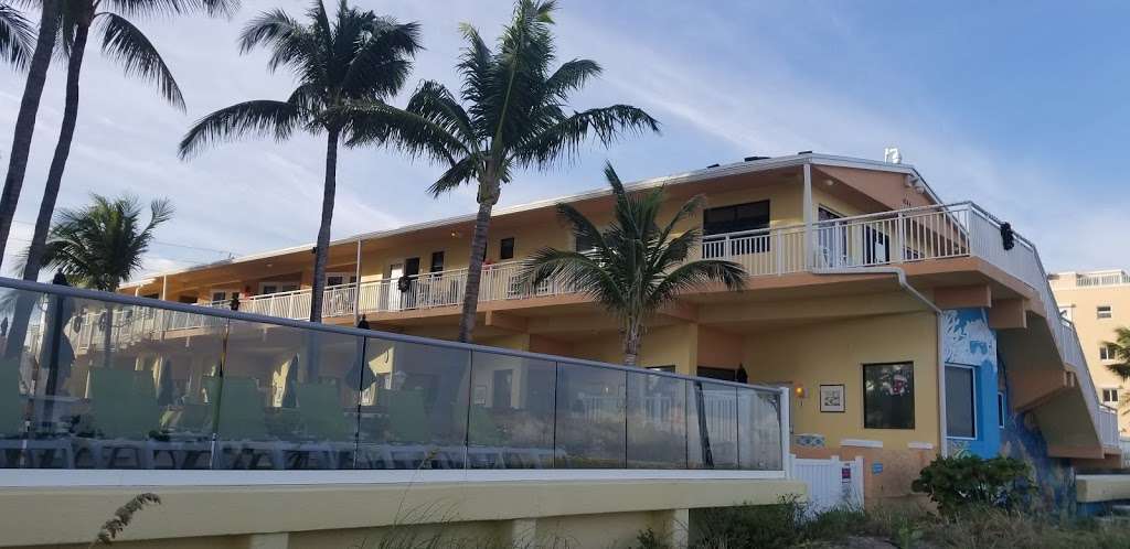 Windjammer Resort & Beach Club | 4244 El Mar Dr, Lauderdale-By-The-Sea, FL 33308 | Phone: (954) 776-4232