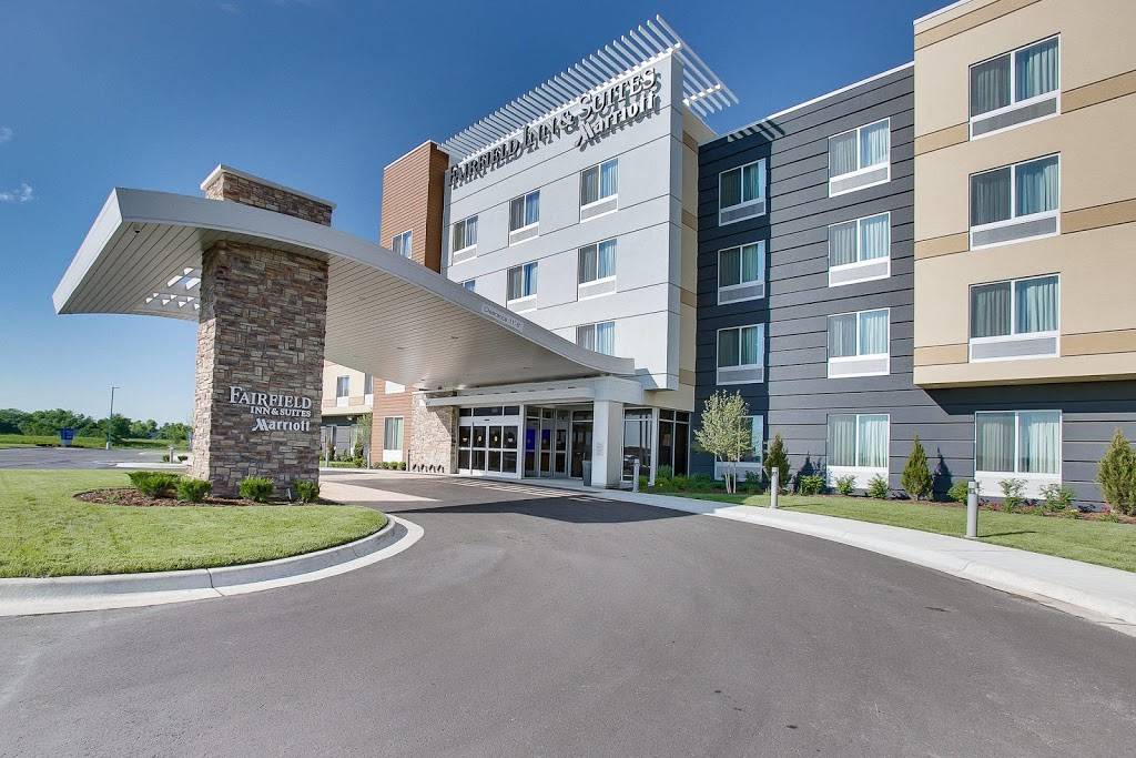 Fairfield Inn & Suites by Marriott Wichita East | 417 S Webb Rd, Wichita, KS 67207, USA | Phone: (316) 685-3777