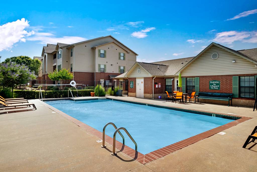 Chapel Ridge of Tinker Apartments | Photo 10 of 10 | Address: 5707 SE 48th St, Oklahoma City, OK 73135, USA | Phone: (405) 374-5641