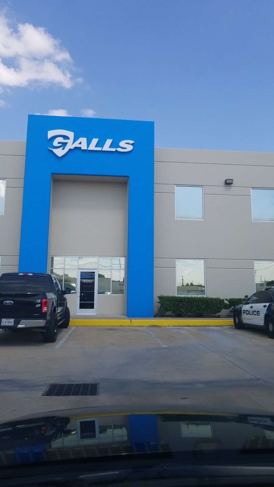 Galls | 8430 North Sam Houston Pkwy W, Houston, TX 77064 | Phone: (832) 237-8000