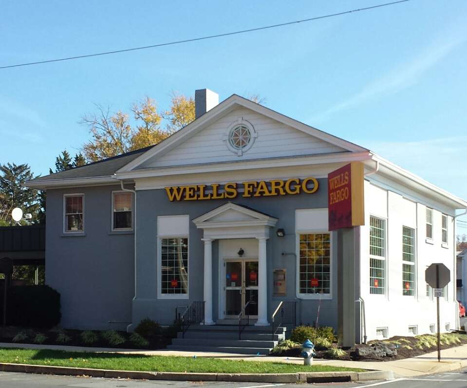 Wells Fargo Bank | 1 N Reamstown Rd, Reamstown, PA 17567, USA | Phone: (717) 336-2259