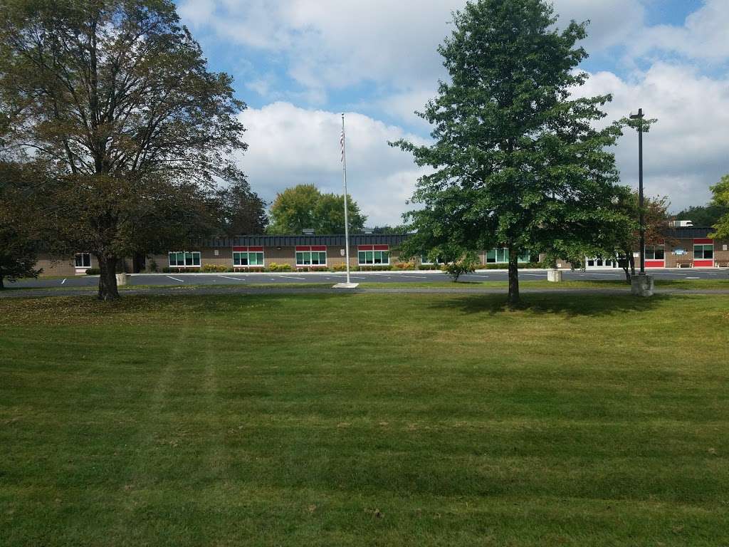 Bicentennial Elementary School | 929 US-209, Cuddebackville, NY 12729, USA | Phone: (845) 754-8314