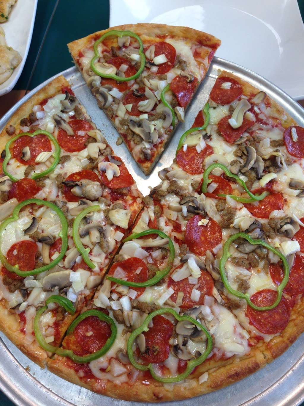Dominicks Pizza Inc | 1768 S Lincoln Ave, Vineland, NJ 08361, USA | Phone: (856) 691-5511