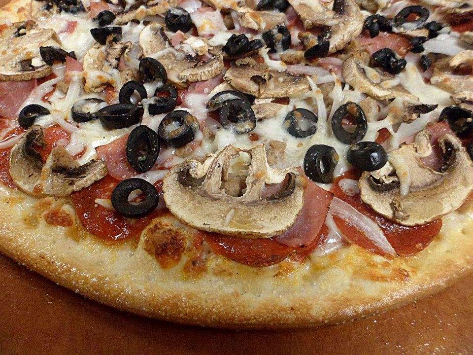 The Pizza Bar | 1300 Raritan Rd, Clark, NJ 07066, USA | Phone: (908) 325-3845