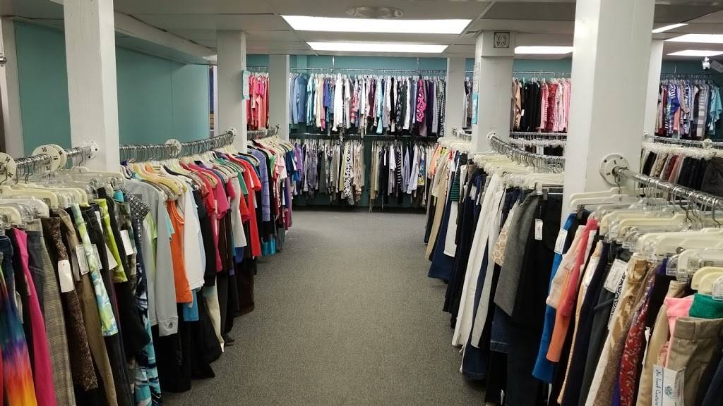 Nu Look Consignment Apparel | 4956 Penn Ave S, Minneapolis, MN 55419, USA | Phone: (612) 925-0806