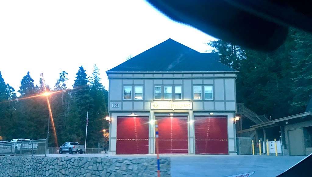 San Bernardino County Fire Station 91 | 301 CA-173, Lake Arrowhead, CA 92352, USA | Phone: (909) 336-0660