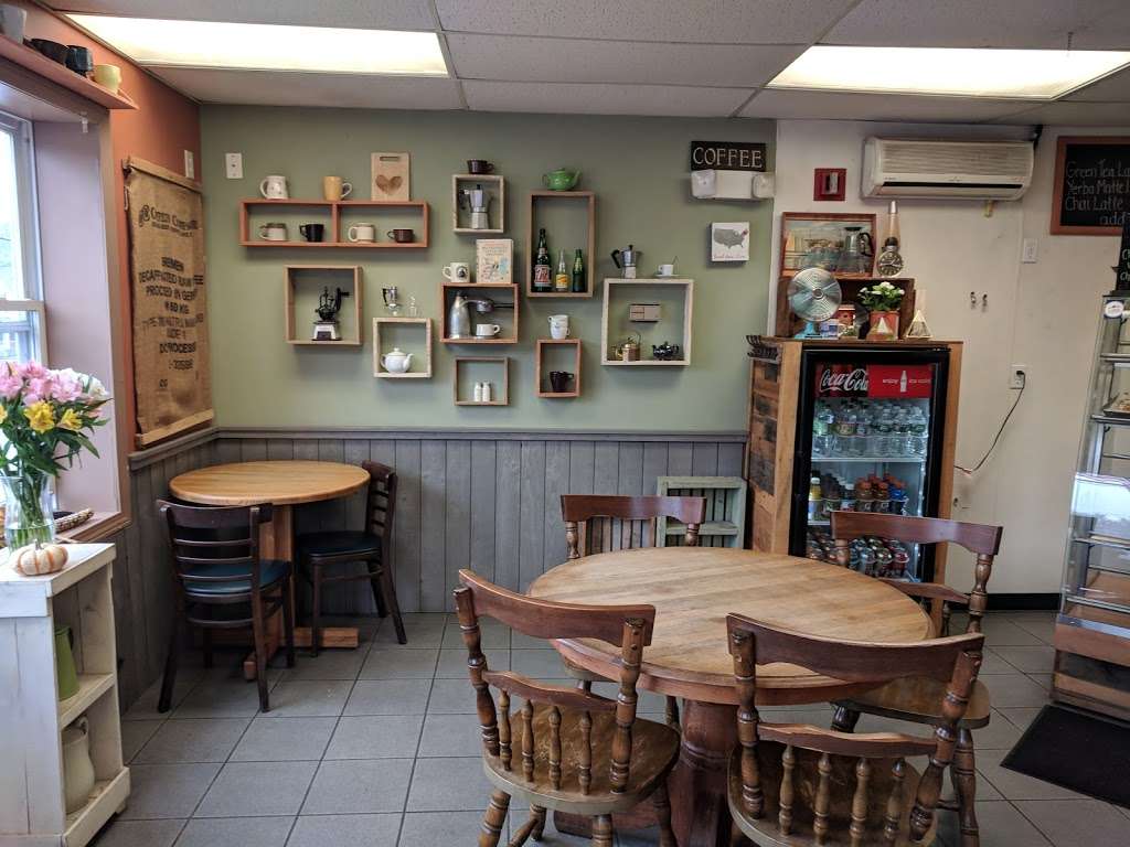 The Coffee Cubby | 390 Old River Rd, Manville, RI 02838, USA | Phone: (401) 663-1583