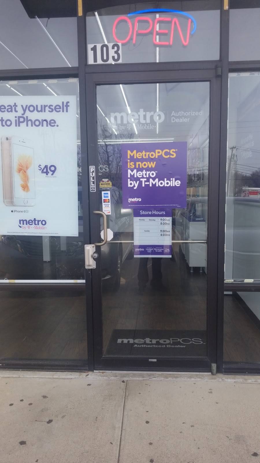 Metro by T-Mobile | 3415 S Collins St Ste 103, Arlington, TX 76014, USA | Phone: (682) 323-4073