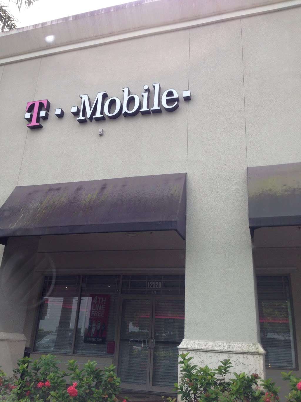 T-Mobile | 12320 Miramar Pkwy, Miramar, FL 33025, USA | Phone: (954) 885-6384