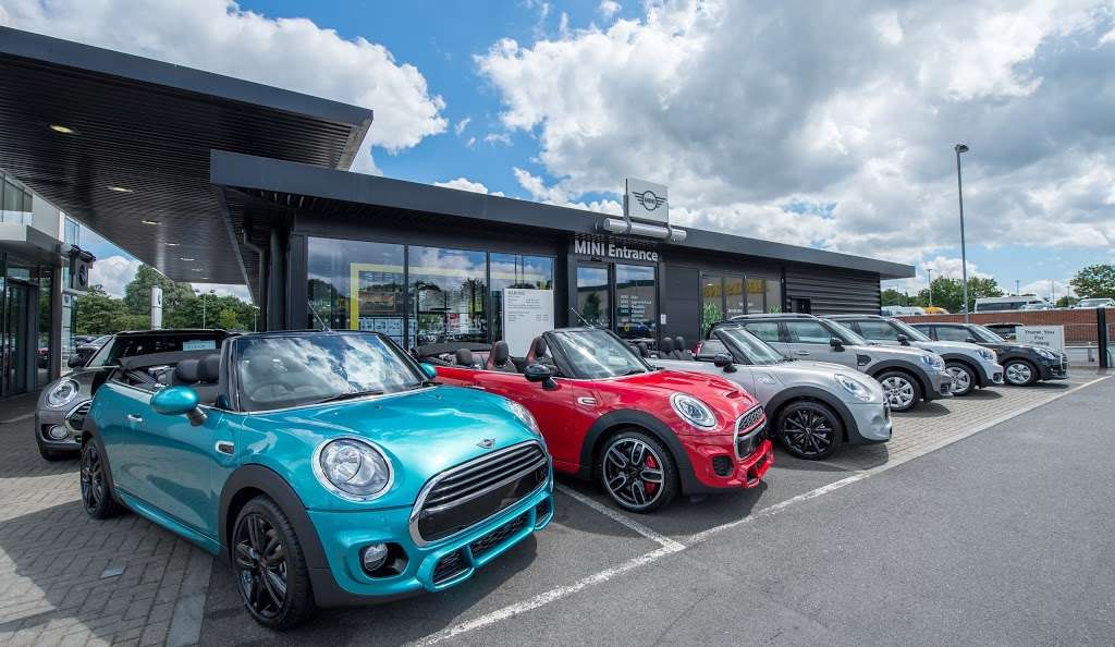 Barons Borehamwood MINI | Stirling Way, Borehamwood WD6 2BT, UK | Phone: 020 3733 6191