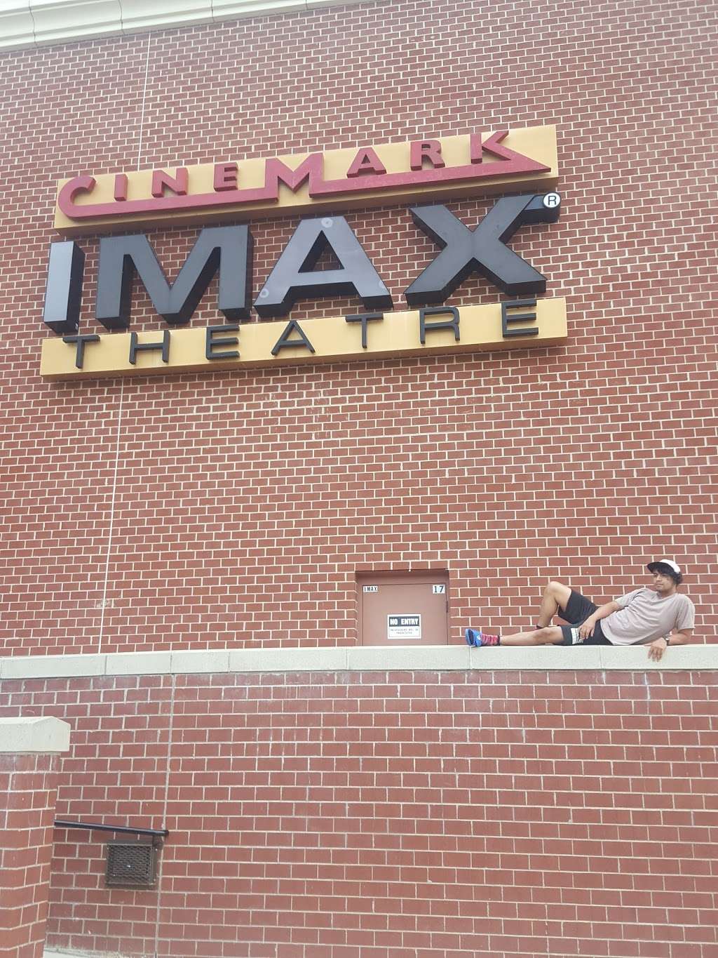 Cinemark @ Seven Bridges & IMAX | 6500 IL-53, Woodridge, IL 60517, USA | Phone: (630) 663-8892