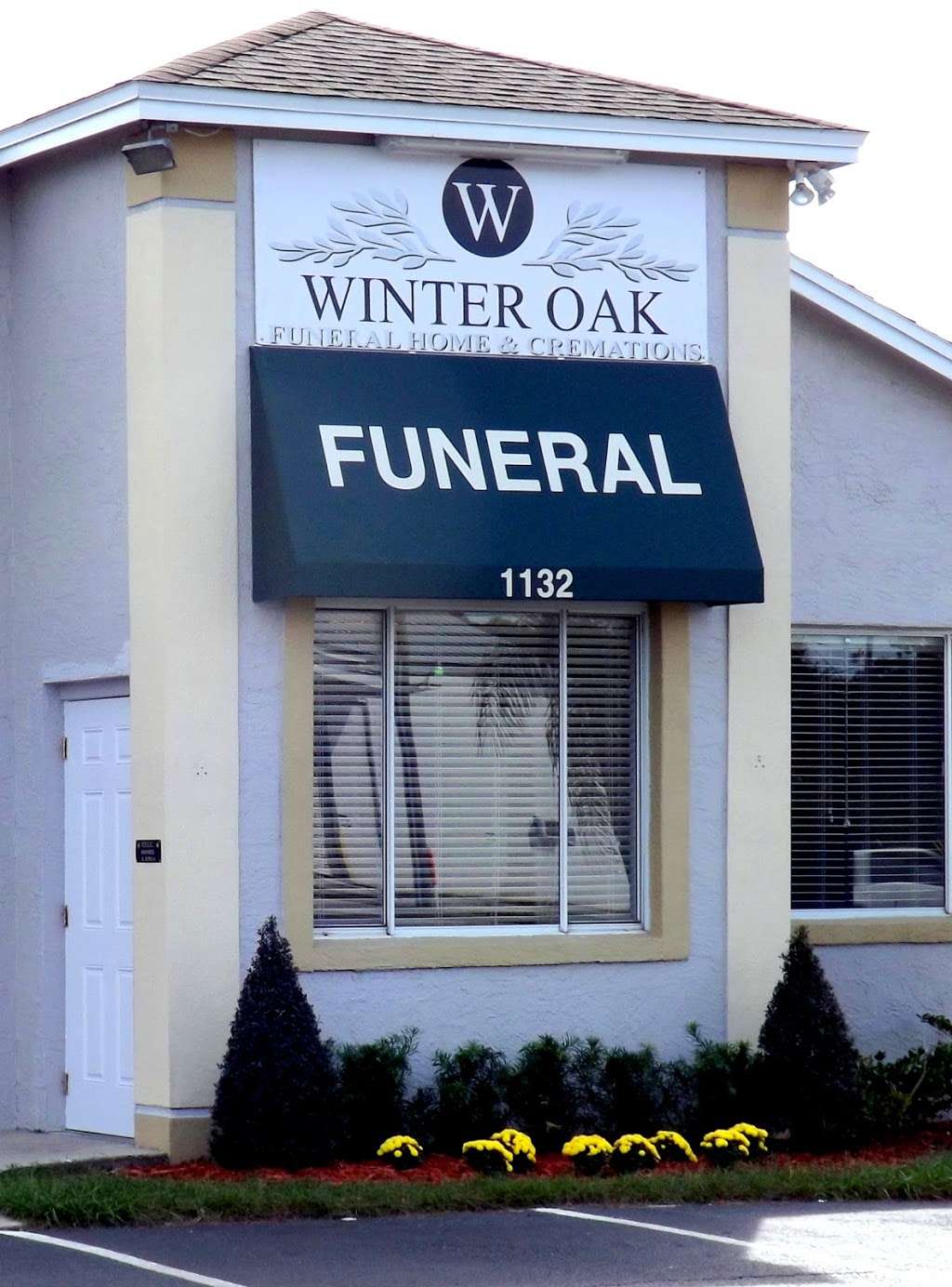 Winter Oak Funeral Home & Cremations | 1132 E Plant St, Winter Garden, FL 34787 | Phone: (407) 614-8350