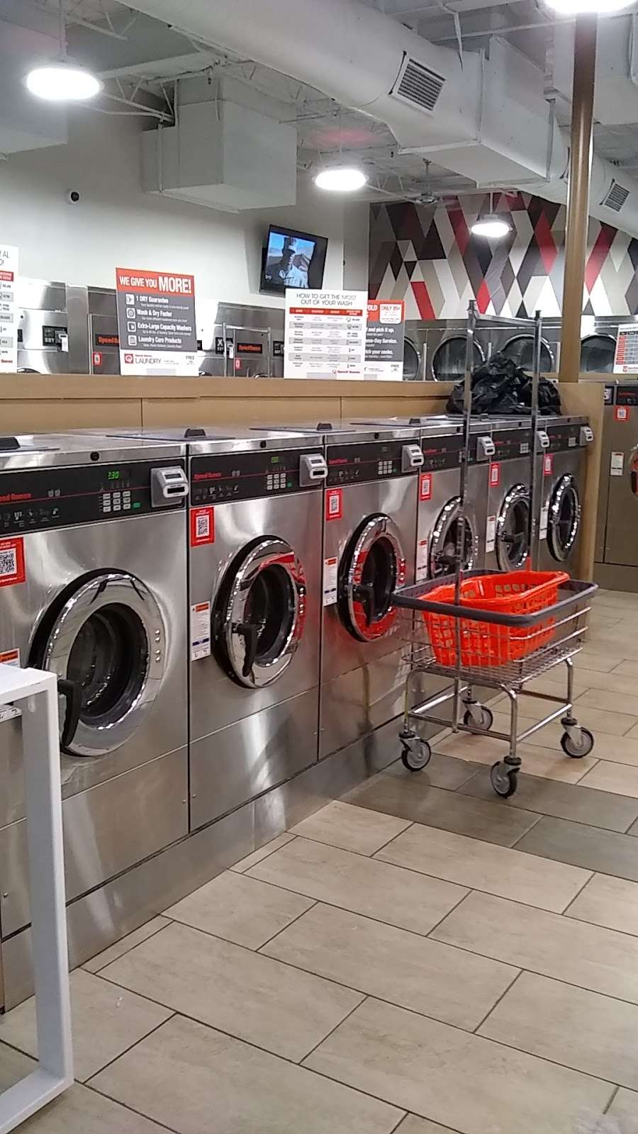 Speed Queen Laundry | 3500 Little York Rd Suite B3, Houston, TX 77093 | Phone: (832) 962-8774
