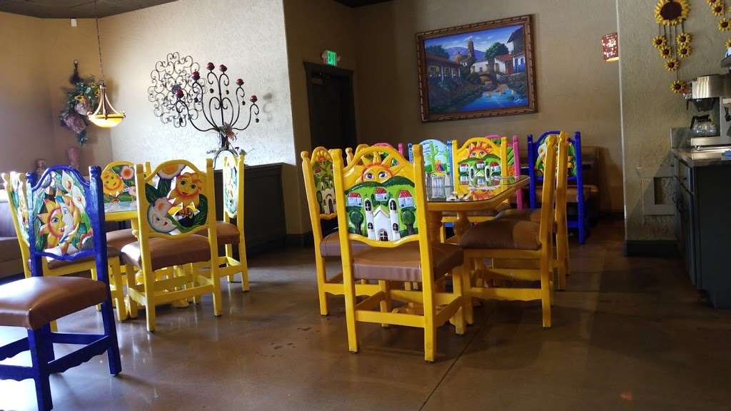 La Mariposa Mexican Restaurant | 112 Main St, Lyons, CO 80540, USA | Phone: (303) 823-5595