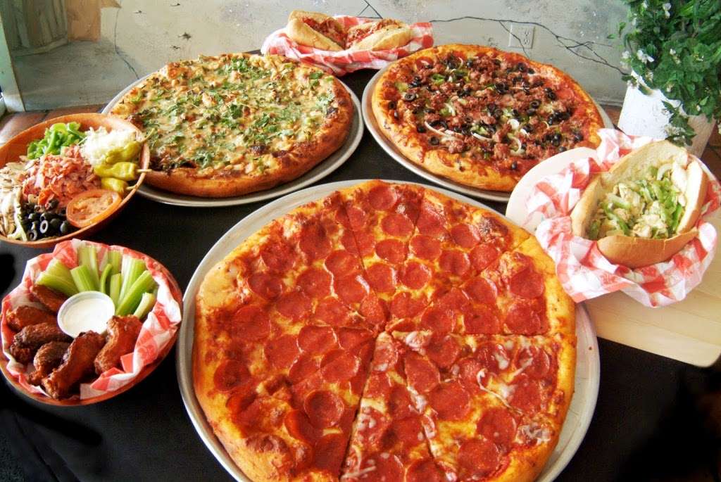 Zitos Pizza | 5572 E Santa Ana Canyon Rd, Anaheim, CA 92807 | Phone: (714) 998-2000