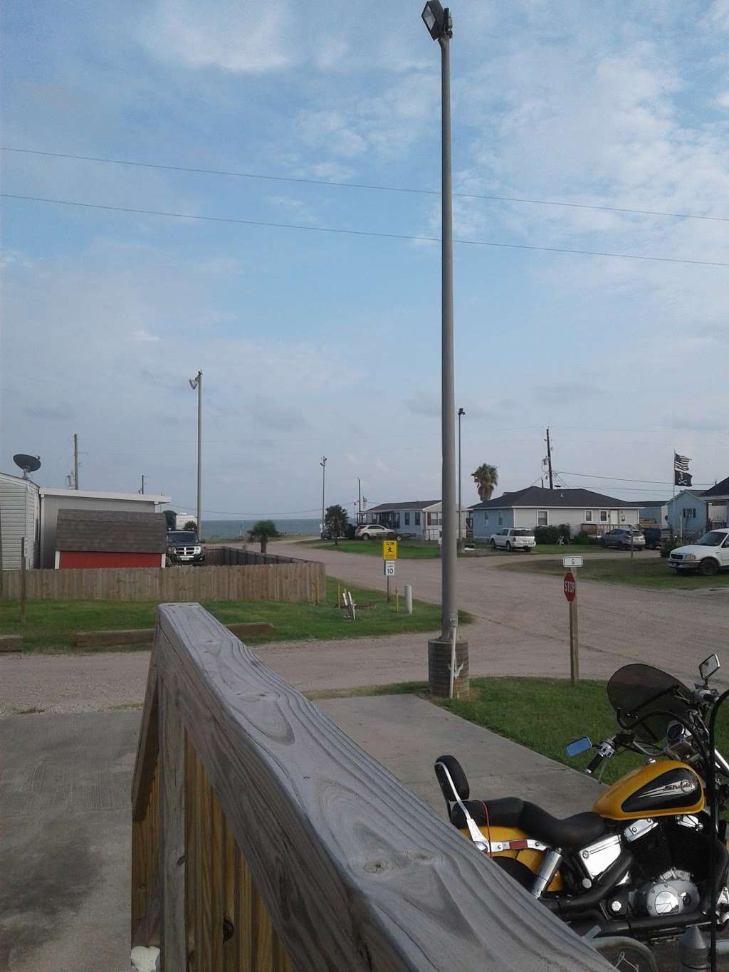 Oceanway Mobile Home Park | 7030 Tri City Beach Rd, Baytown, TX 77523 | Phone: (281) 303-0377