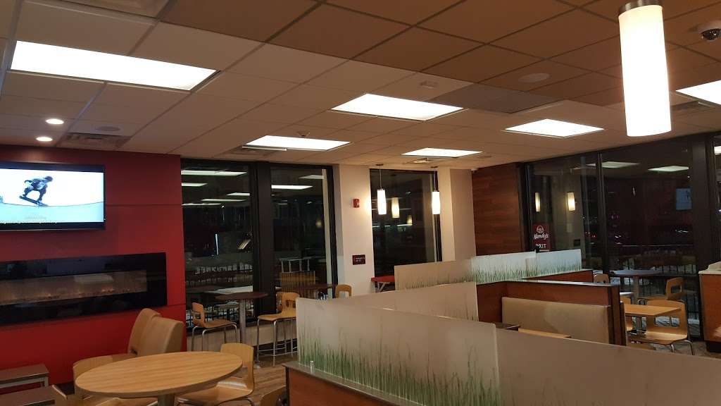 Wendys | 436 Chelmsford St, Lowell, MA 01851 | Phone: (978) 459-2985