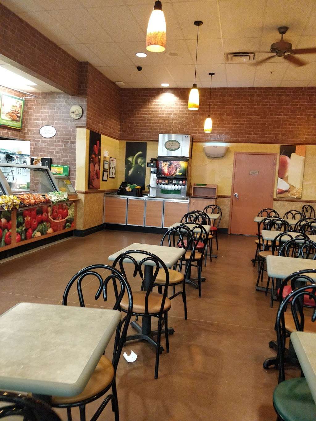 Subway Restaurants | 965 NY-110, Farmingdale, NY 11735, USA | Phone: (631) 777-1055