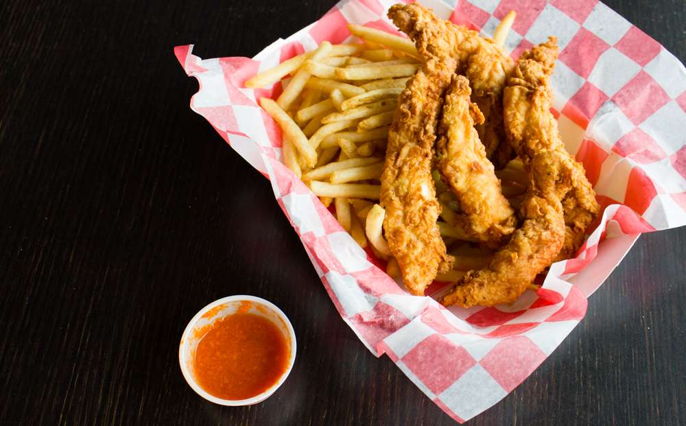 Big City Chicken | 900 E Grand Ave, Chicago, IL 60611, USA | Phone: (312) 546-7440