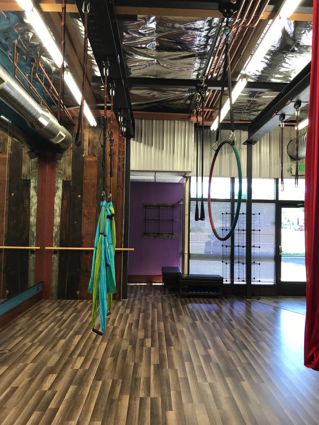 Boise Aerial & Fitness | 270 S Cole Rd #0934, Boise, ID 83709, USA | Phone: (208) 869-3496