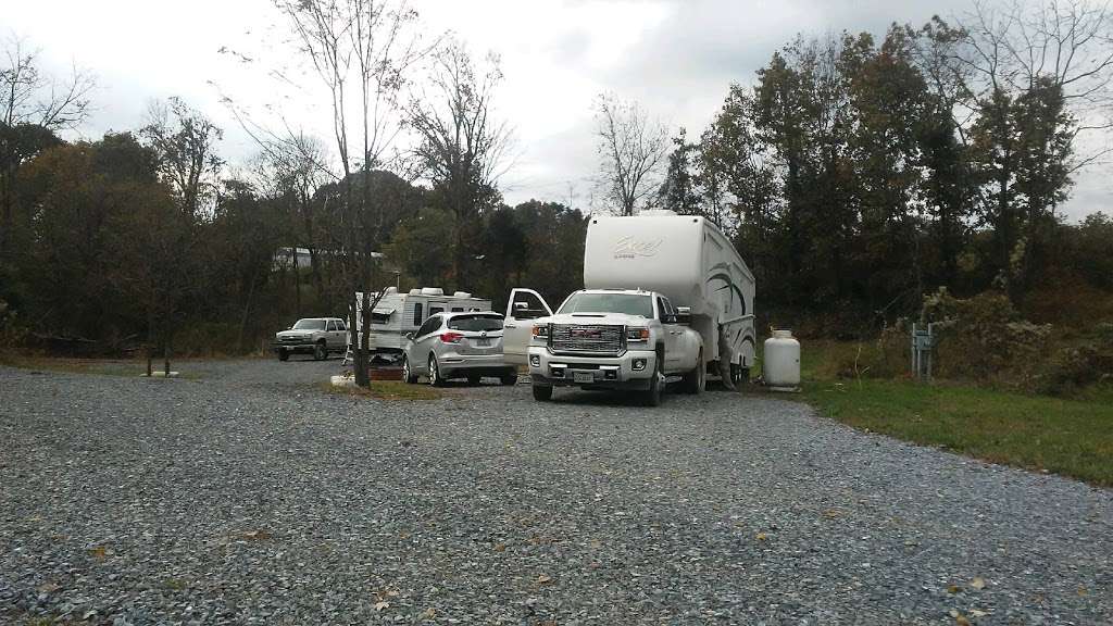 Silverville RV Park All Year Rental | 1980 Strobridge Rd, Martinsburg, WV 25405, USA | Phone: (304) 671-0684