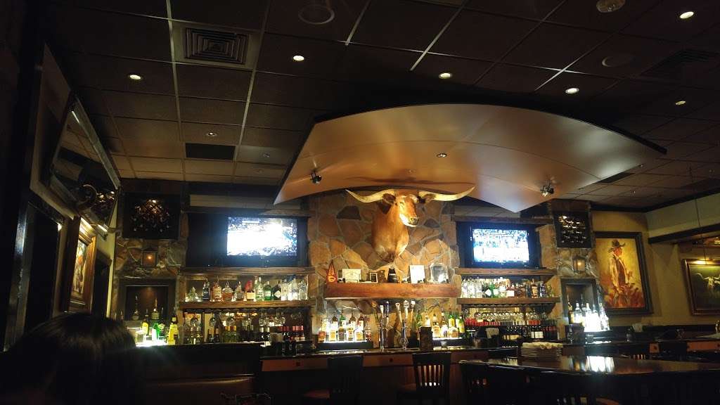 LongHorn Steakhouse | 8150 W Irlo Bronson Memorial Hwy, Kissimmee, FL 34747, USA | Phone: (407) 390-1084