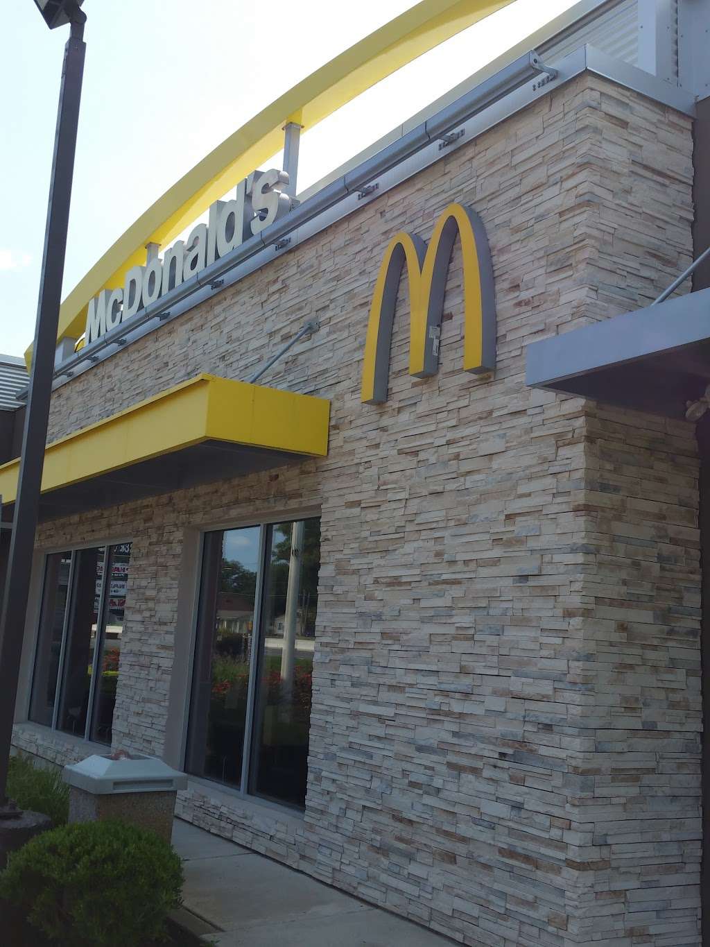 McDonalds | 3410 Rt 9, South, Howell, NJ 07731, USA | Phone: (732) 367-7262