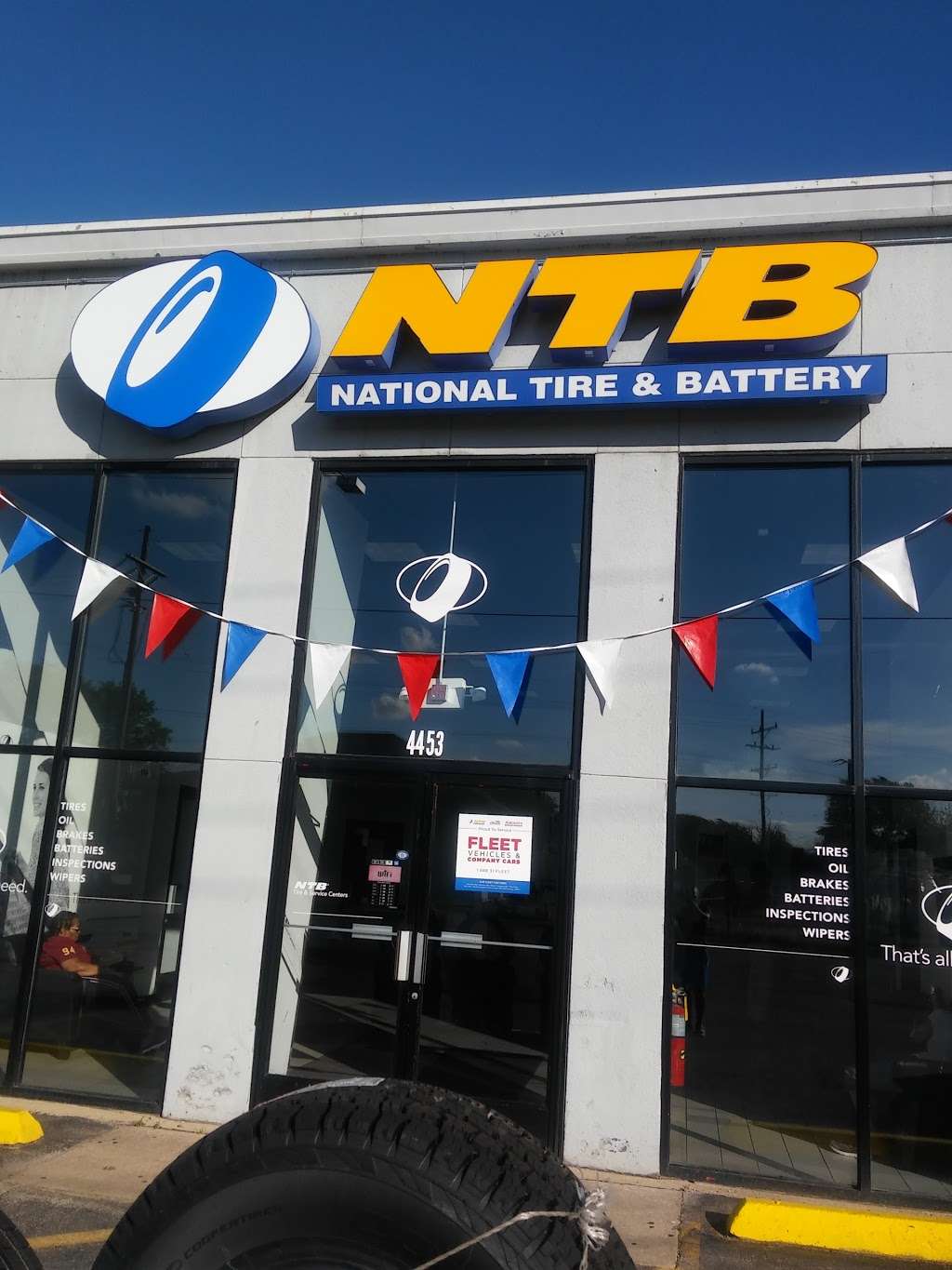 NTB-National Tire & Battery | 4453 SW Hwy, Oak Lawn, IL 60453, USA | Phone: (708) 636-8880