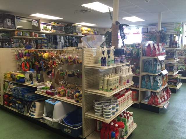 Pets World | 147 Bridge St, Weymouth, MA 02191, USA | Phone: (781) 331-0181