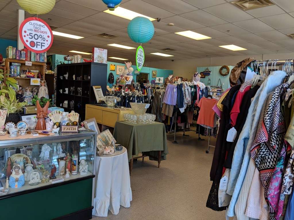 Regenerations Resale Shop | 2078 Shepherd Rd, Mulberry, FL 33860, USA | Phone: (863) 940-3190