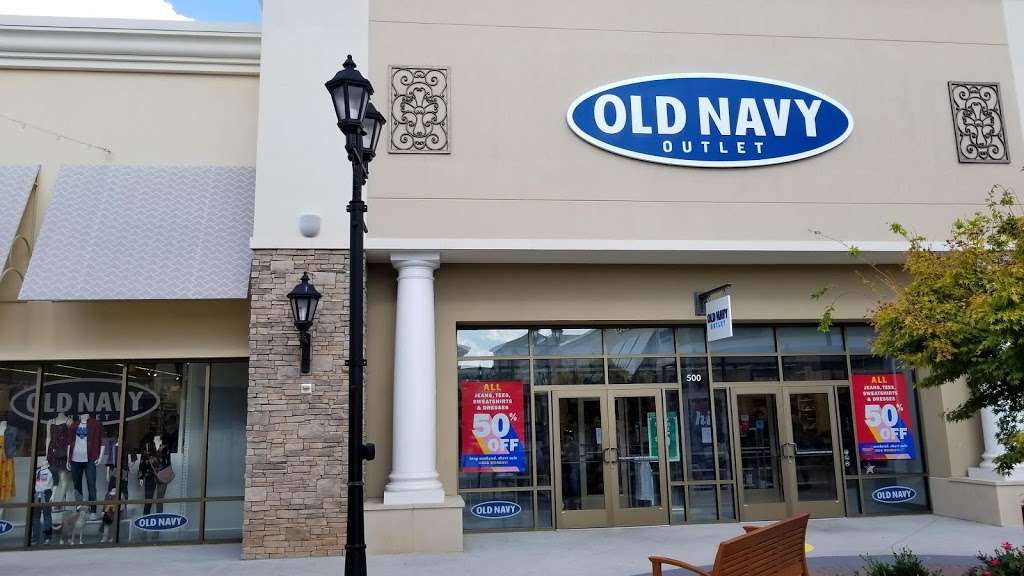 Old Navy | 5518 New Fashion Way, Charlotte, NC 28278, USA | Phone: (704) 583-4769