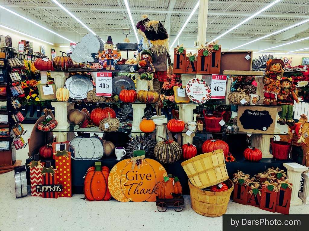 Hobby Lobby | 1055 E Golf Rd, Schaumburg, IL 60173 | Phone: (847) 517-3381