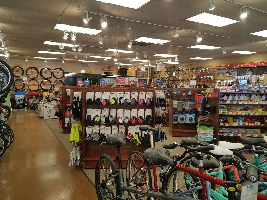 7 Mile Cycles | 45 S Arlington Heights Rd, Elk Grove Village, IL 60007 | Phone: (847) 439-3340