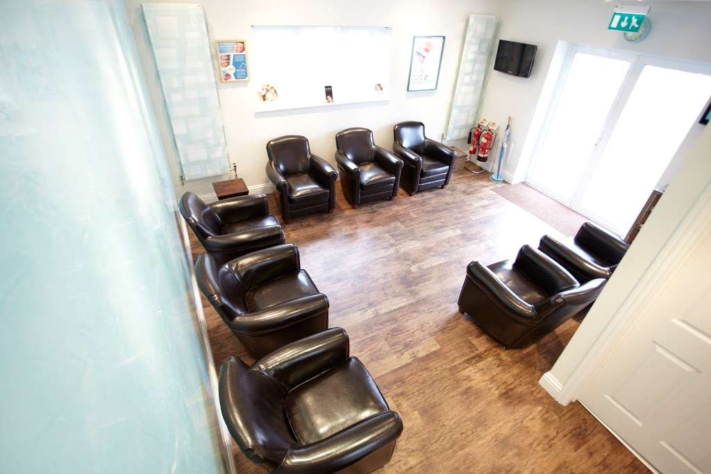 Elegance Dental | Nr, Vintage Court, Cambridge Rd, Puckeridge, Ware SA11 1SA, UK | Phone: 01920 821579